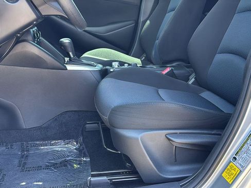 Used 2019 Toyota Yaris LE FWD image 27