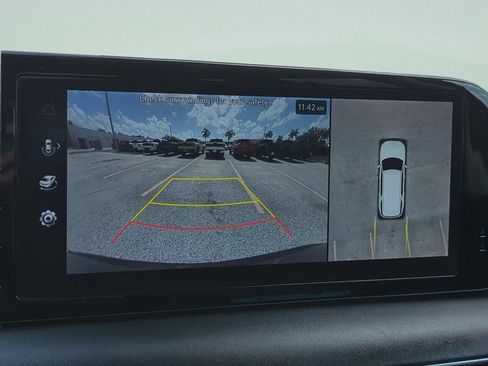 Used 2024 Hyundai Palisade SEL FWD image 18