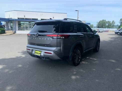 Used 2022 Nissan Pathfinder SL w/ SL Premium Package AWD/4WD image 7