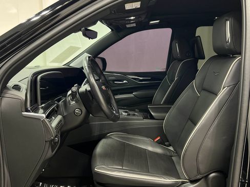 Used 2024 Cadillac Escalade Sport w/ LPO, ONYX Package AWD/4WD image 14
