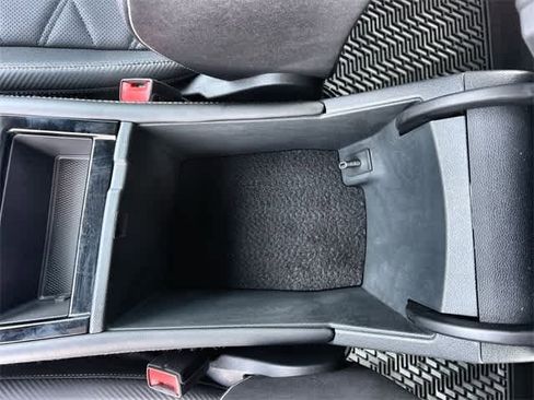 Used 2024 Volkswagen Atlas Cross Sport SE image 27