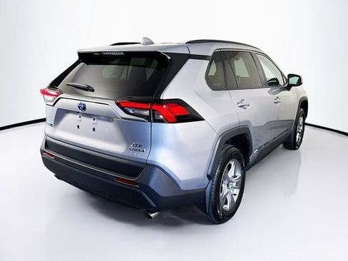 Used 2023 Toyota RAV4 XLE image 5