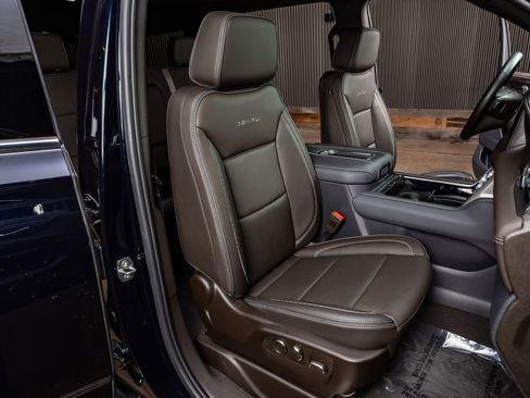 Used 2023 GMC Yukon Denali image 31