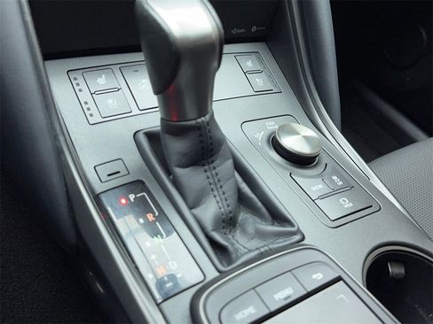 Used 2024 Lexus IS 300 w/ Comfort Package image 28