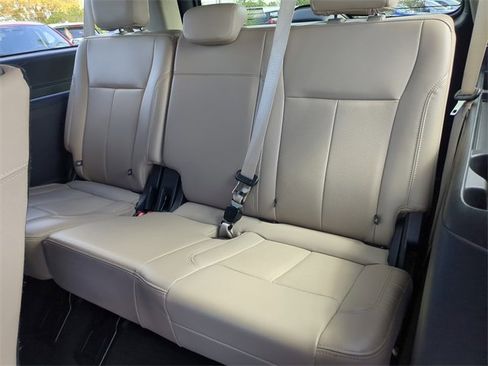 Used 2024 Ford Expedition Max XLT image 21