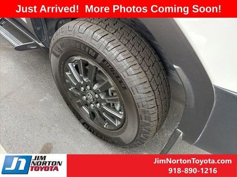 Used 2025 Toyota Land Cruiser 1958 image 8