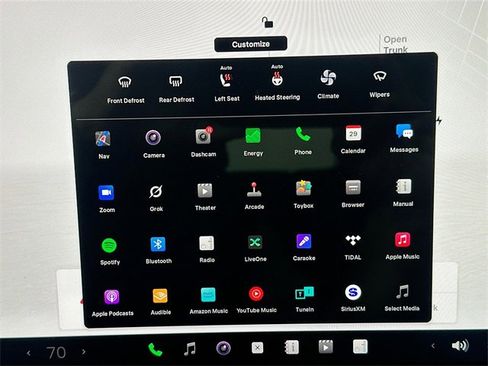 Used 2023 Tesla Model 3 Standard Range image 13