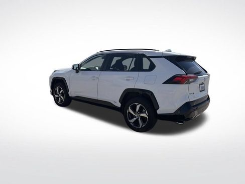 Used 2025 Toyota RAV4 SE AWD/4WD image 3