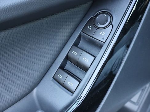 New 2026 Chevrolet Equinox LT image 18