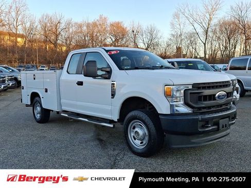 Used 2020 Ford F250 XL image 2