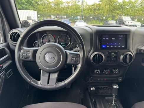 Used 2014 Jeep Wrangler Unlimited Sport w/ Quick Order Package 24S AWD/4WD image 24