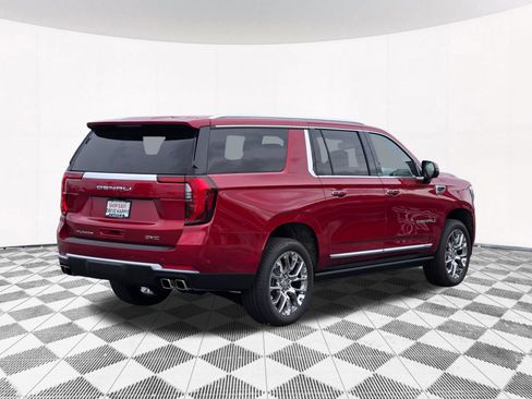 New 2026 GMC Yukon XL Denali w/ Sun & Power Step Package AWD/4WD image 25