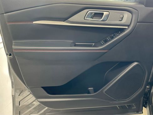 New 2026 Ford Explorer ST-Line w/ ST-Line Street Pack AWD/4WD image 13