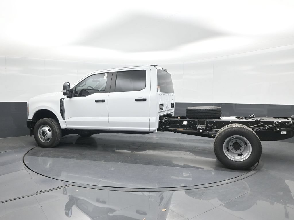 New 2025 Ford F350 XL AWD/4WD image 24