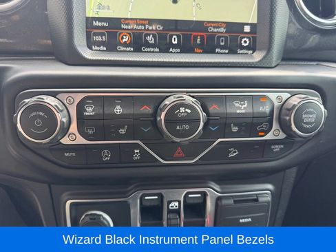 Used 2021 Jeep Wrangler Unlimited Sahara AWD/4WD image 24