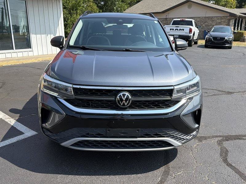 Used 2023 Volkswagen Taos S w/ Driver Assistance Package FWD image 2