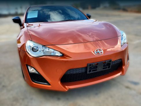 Used 2013 Scion FR-S RWD image 20