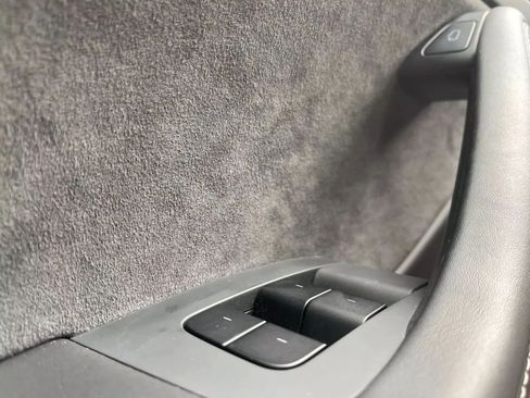 Used 2022 Tesla Model 3 Long Range image 18