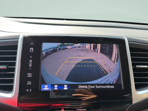 Used 2018 Honda Pilot EX-L image 18