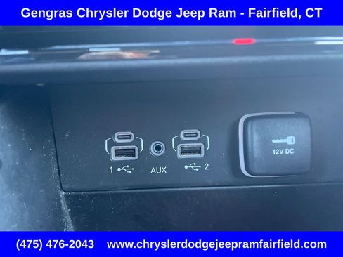 Used 2024 Jeep Grand Cherokee Limited w/ Black Appearance Package AWD/4WD image 48