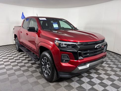 Used 2023 Chevrolet Colorado Z71 w/ Z71 Convenience Package 2 image 1