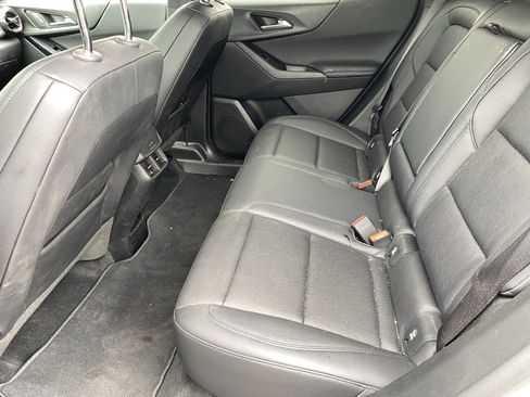 Used 2026 Chevrolet Equinox LT w/ Convenience Package II FWD image 15