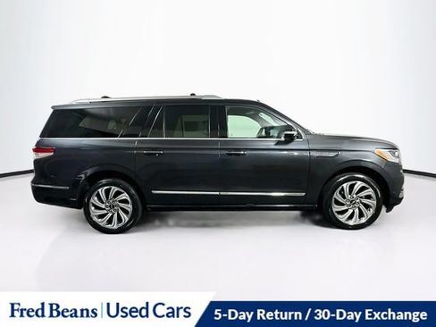 Certified 2023 Lincoln Navigator L Reserve AWD/4WD image 11