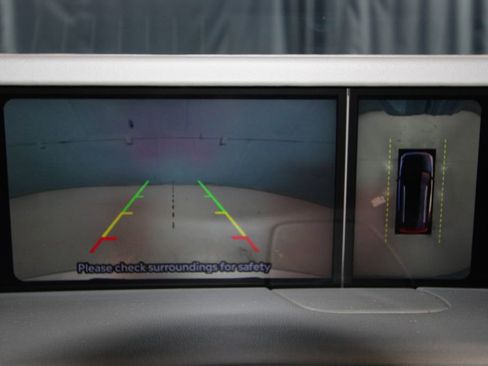 Used 2025 Lincoln Nautilus Premier image 14