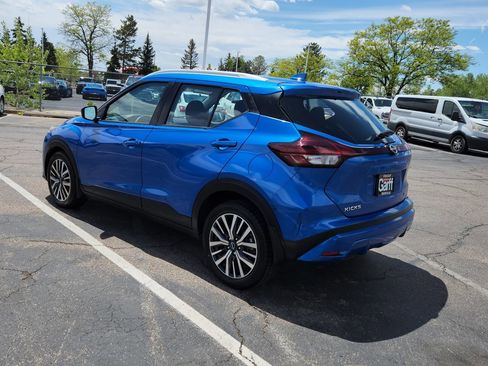 Used 2022 Nissan Kicks SV FWD image 8