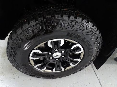 Certified 2024 Chevrolet Silverado 1500 ZR2 w/ LPO, Dark Essentials Package image 26