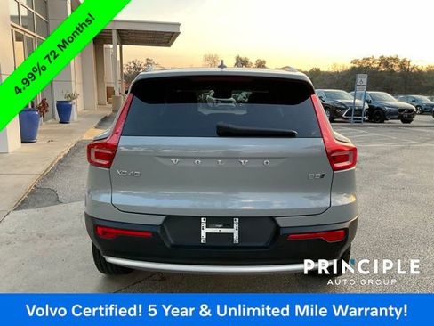 Certified 2025 Volvo XC40 B5 Core image 10