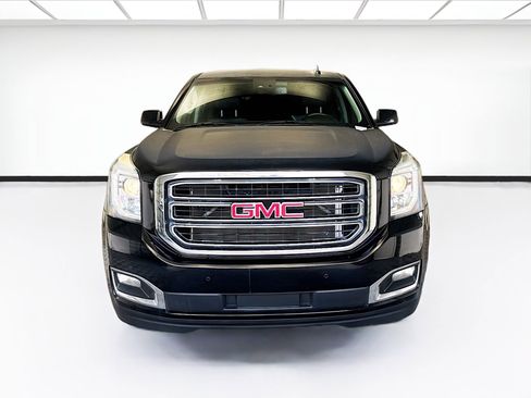 Used 2016 GMC Yukon XL SLT image 2