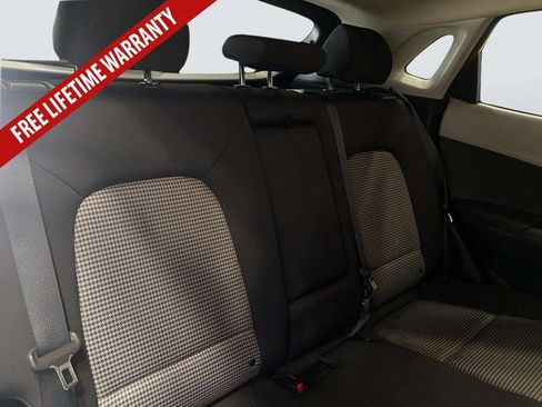 Used 2019 Hyundai Kona SEL FWD image 28