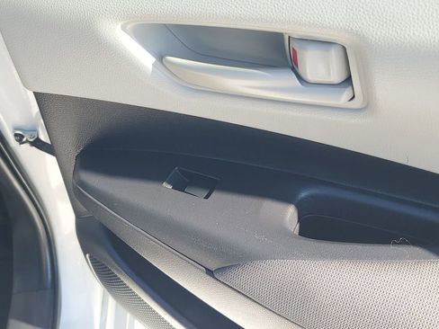 Certified 2023 Toyota Corolla LE image 44