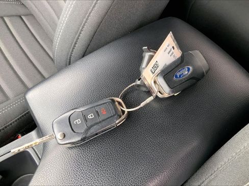 Certified 2022 Ford Ranger XLT w/ Equipment Group 301A Mid image 13