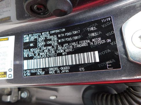 Used 2020 Toyota 4Runner SR5 Premium image 9