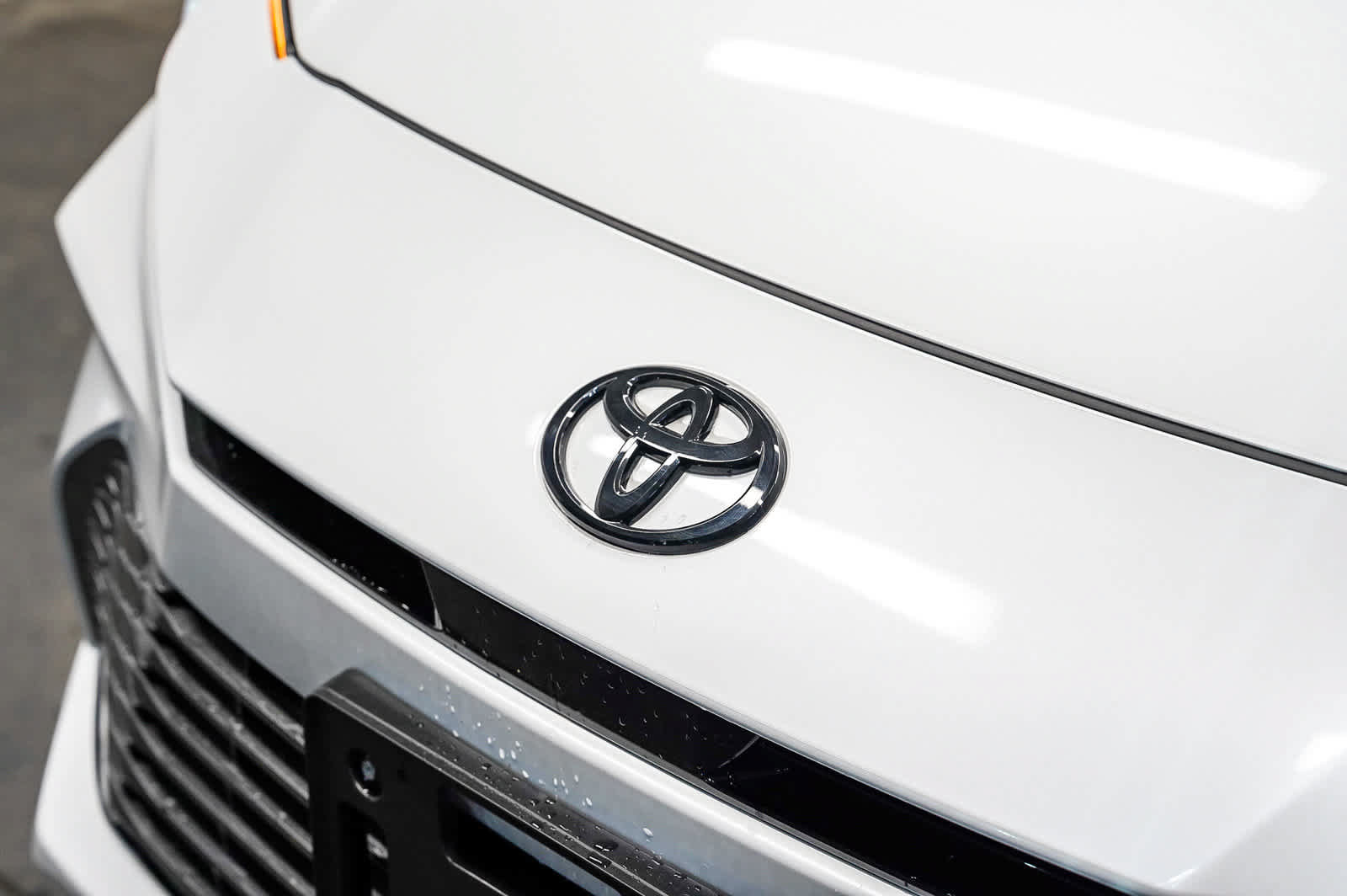 Used 2026 Toyota Camry XLE AWD/4WD image 8