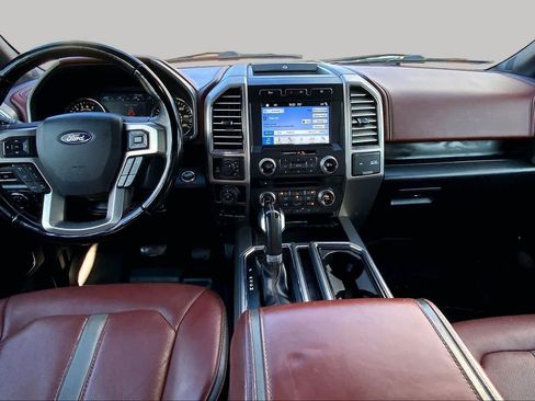 Used 2018 Ford F150 Platinum w/ Equipment Group 701A Luxury AWD/4WD image 16