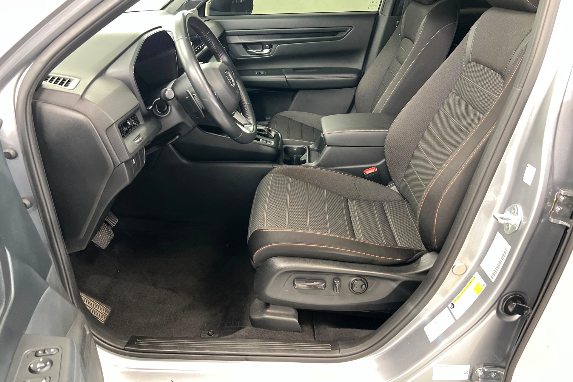 Used 2024 Honda CR-V Sport image 18