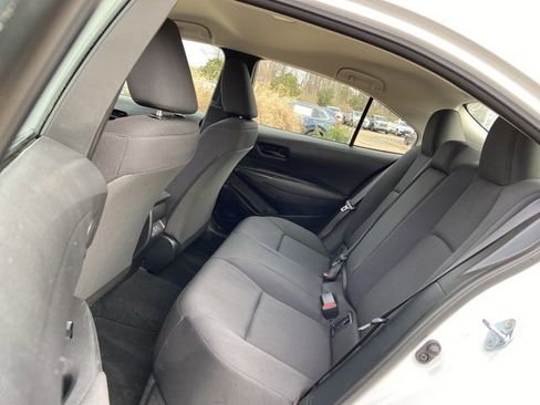 Used 2024 Toyota Corolla LE image 15