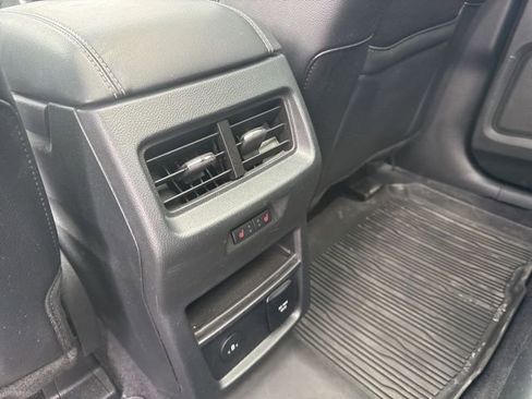 Used 2024 Ford Edge ST w/ Equipment Group 401A image 25