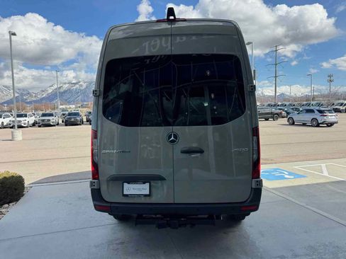 New 2025 Mercedes-Benz Sprinter 2500 image 6
