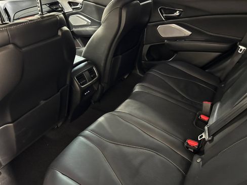 Used 2022 Acura RDX FWD w/ Technology Package image 4
