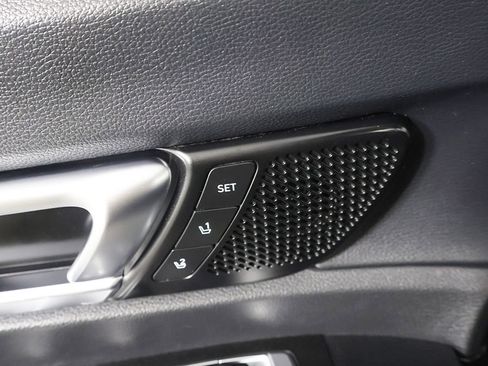 Used 2023 Kia Telluride SX X-Line AWD/4WD image 40