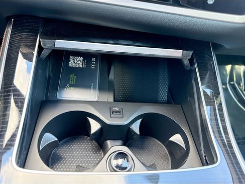 New 2026 BMW X5 xDrive50e image 32