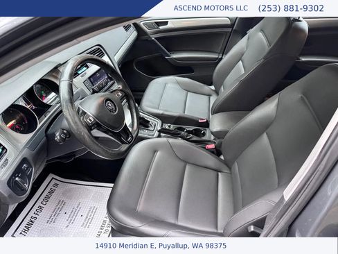 Used 2015 Volkswagen Golf TDI S image 9