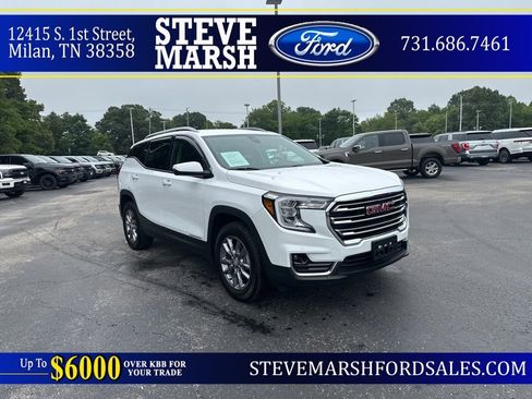 Used 2024 GMC Terrain SLT AWD/4WD image 1