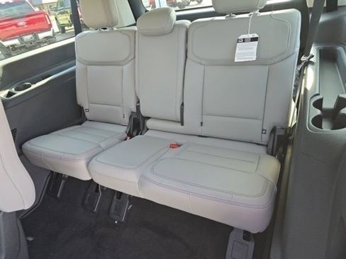 New 2025 Ford Expedition Max Active image 11