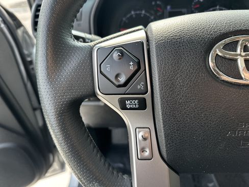 Used 2021 Toyota 4Runner SR5 AWD/4WD image 19