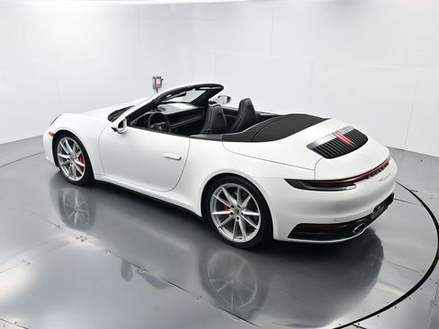 Used 2024 Porsche 911 Carrera S image 40